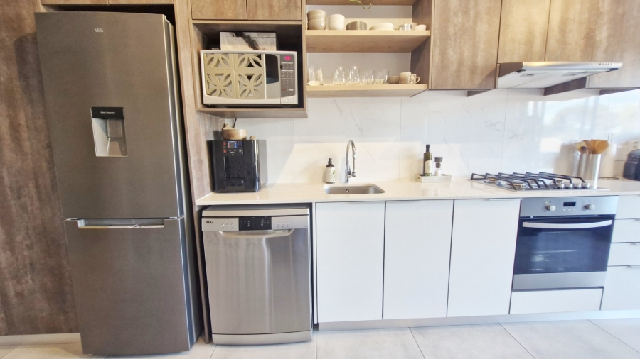 32 Bedroom Property for Sale in Table View Western Cape